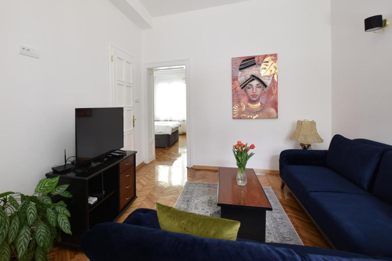 Crown Apartment - Your Most Comfortable Stay Belgrade Exterior photo
