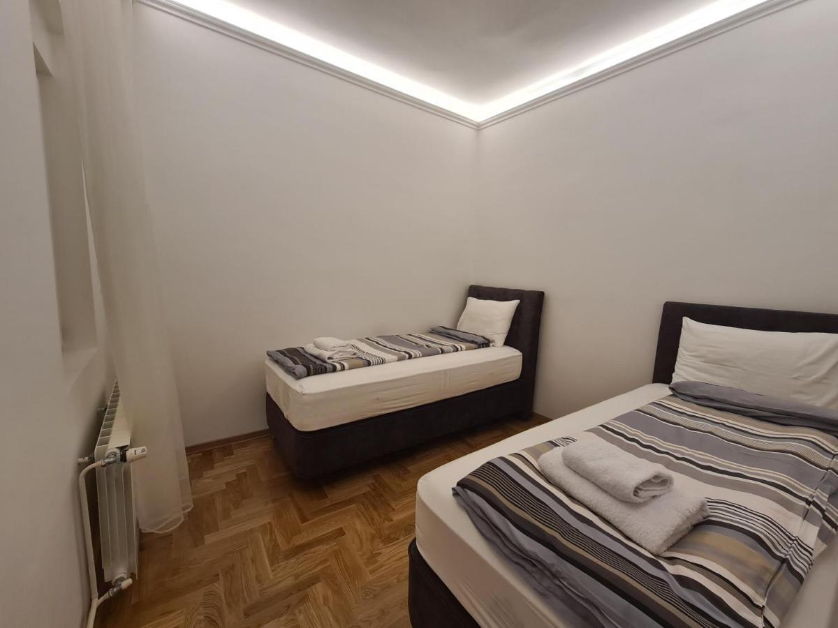 Crown Apartment - Your Most Comfortable Stay Belgrade Exterior photo